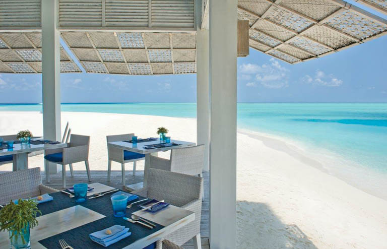 Four Seasons Resort Maldives at Landaa Giraavaru