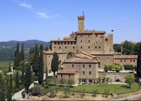 Castello Banfi Il Borgo