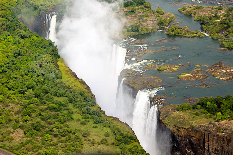 A Grandiosidade do Mundo Africano - Slow África